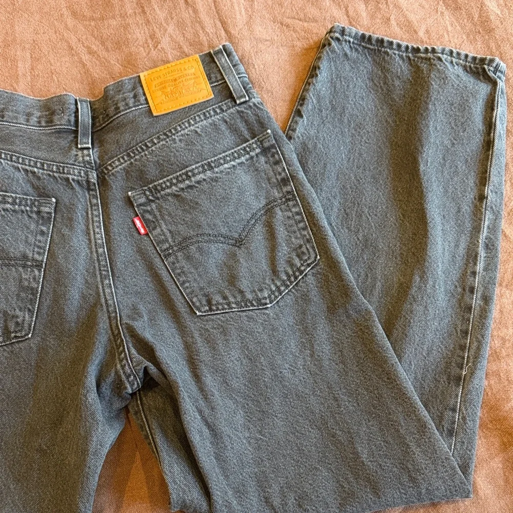 Levi’s baggy dad Jeans - Picture 3 of 4